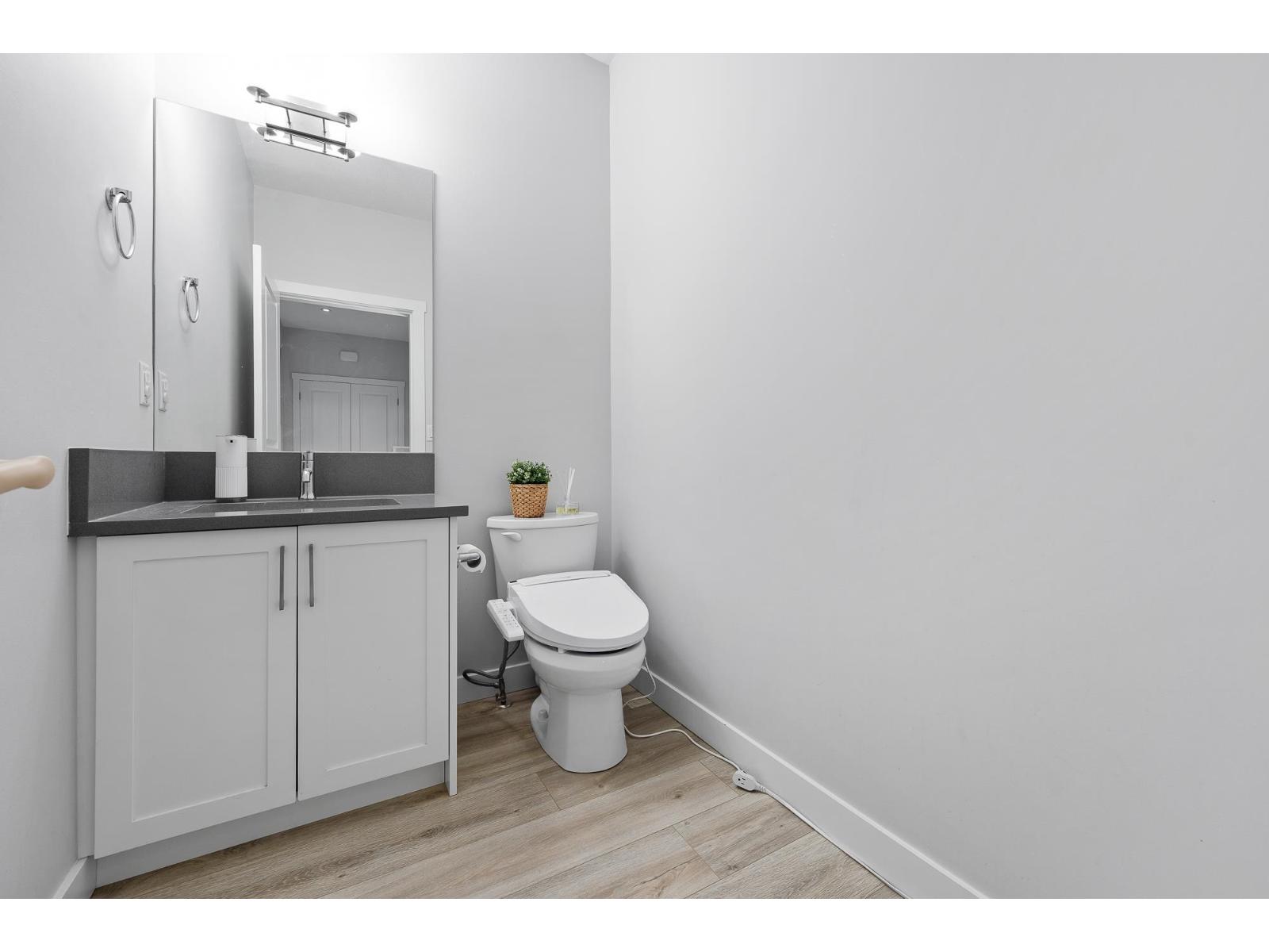 20260 82b Avenue, Langley, British Columbia  V2Y 0Y9 - Photo 11 - R3069602