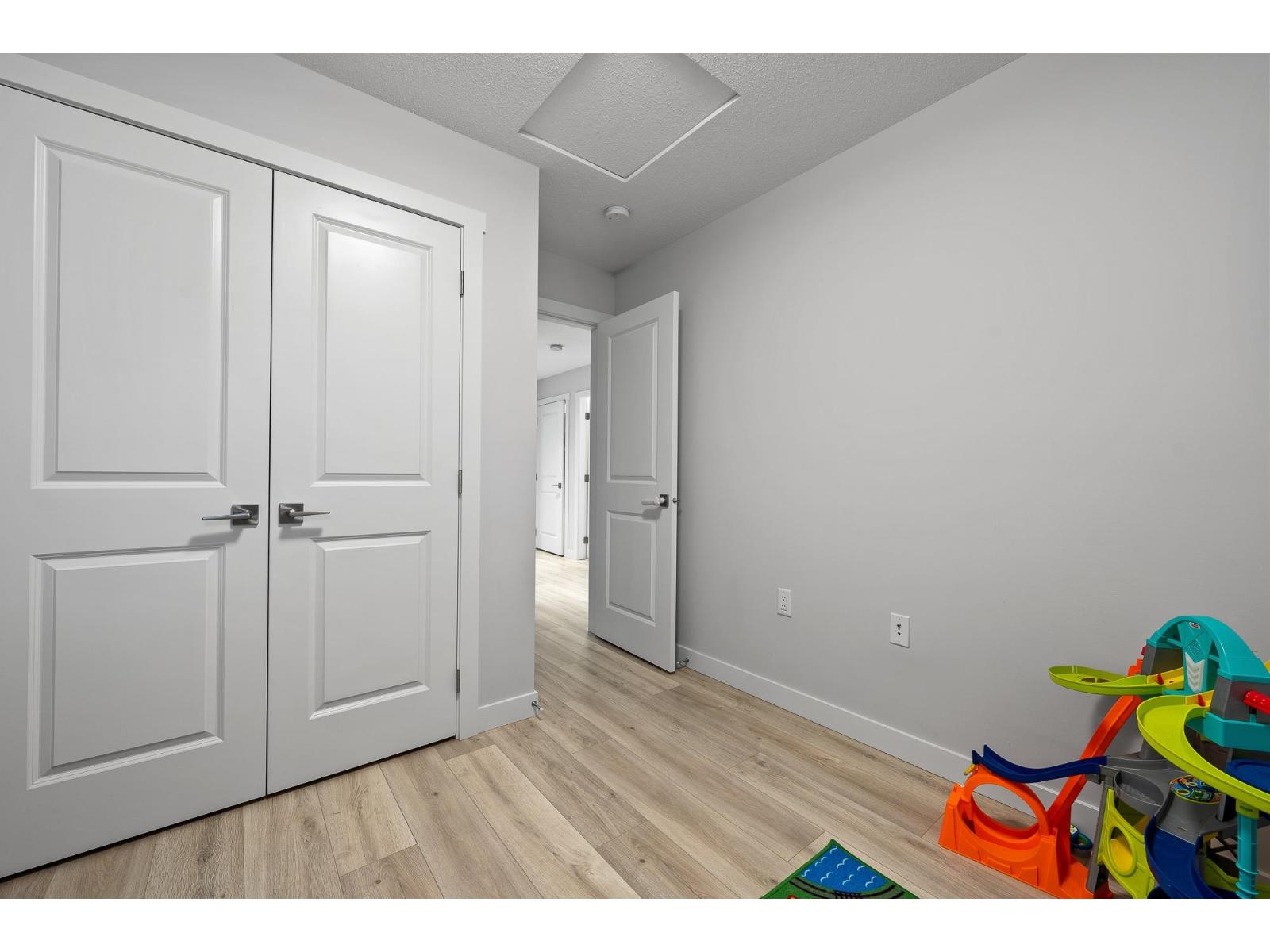 20260 82b Avenue, Langley, British Columbia  V2Y 0Y9 - Photo 17 - R3069602