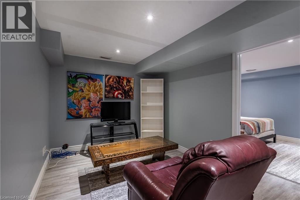 190 Brigade Drive, Hamilton, Ontario  L9B 2G4 - Photo 31 - 40754423