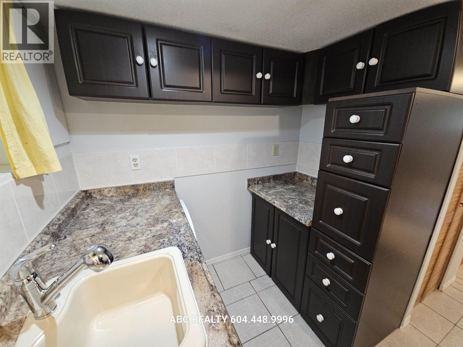 Lower 6xxx Imperial Street, Burnaby, British Columbia  V5E 1N2 - Photo 18 - R3032531