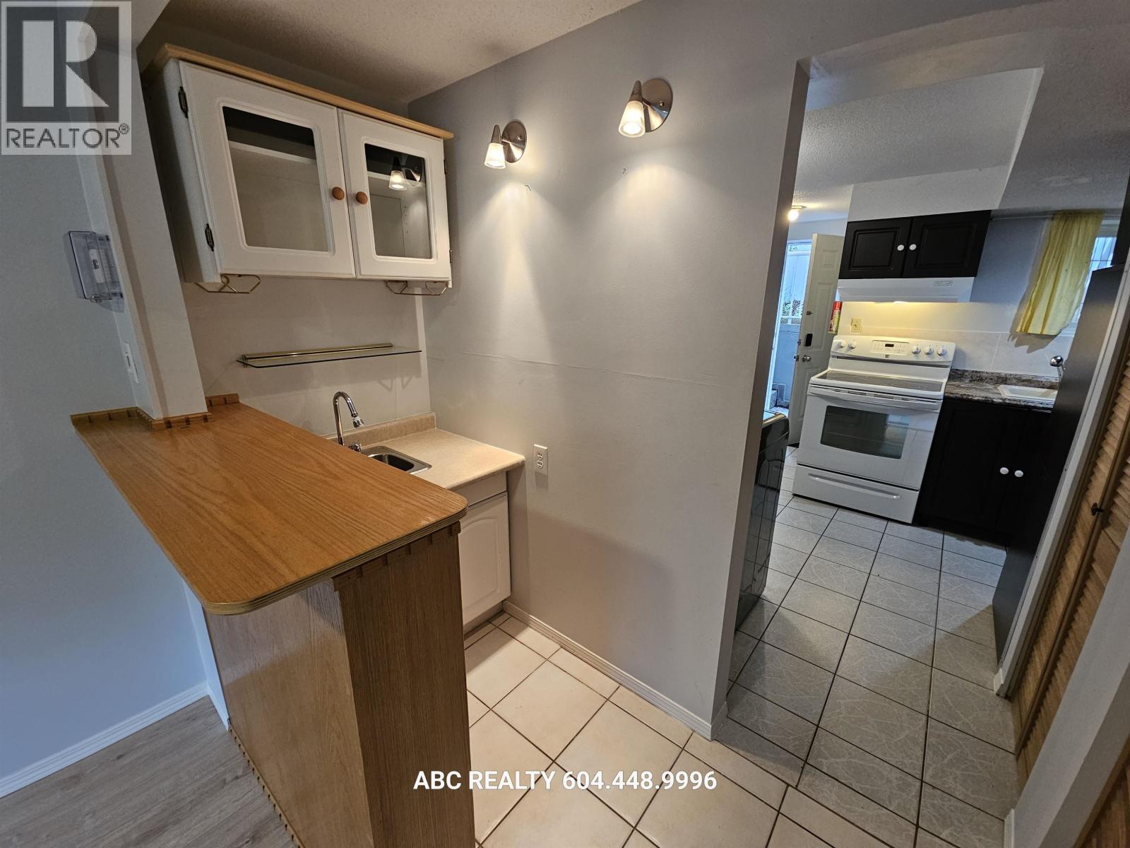 Lower 6xxx Imperial Street, Burnaby, British Columbia  V5E 1N2 - Photo 6 - R3032531