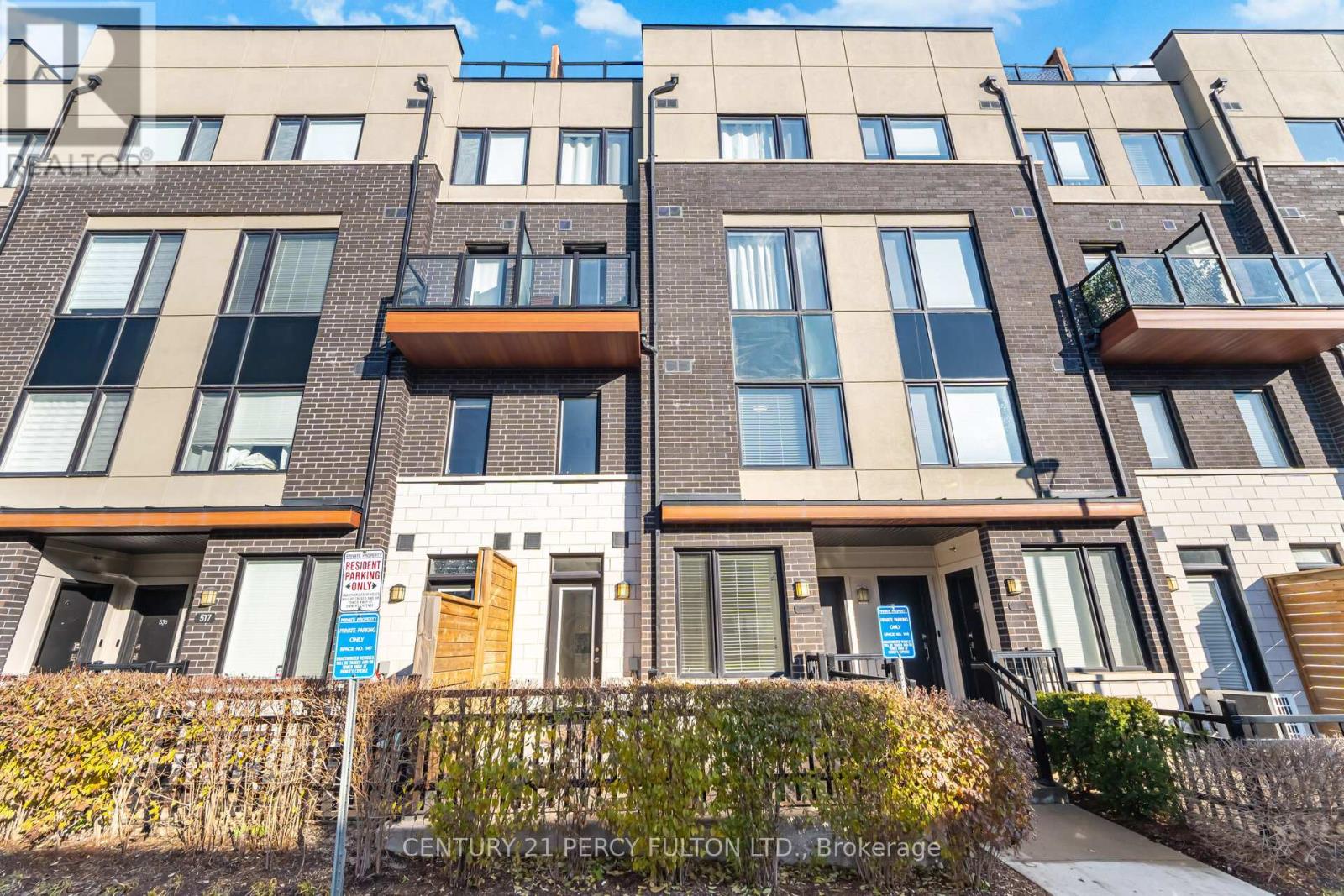 516 - 1555 KINGSTON ROAD, Pickering, Ontario