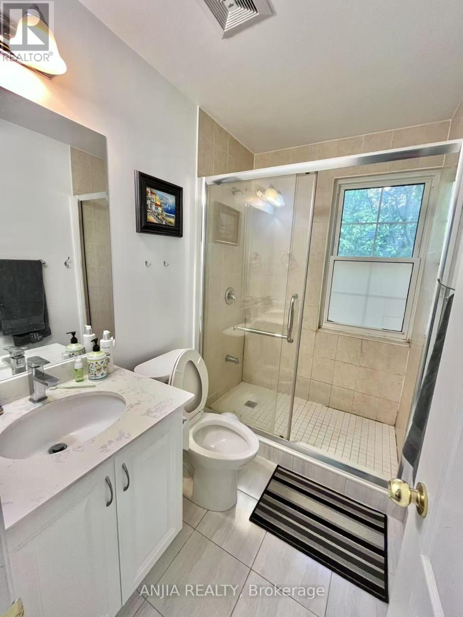 298 Empress Avenue, Toronto, Ontario  M2N 3V4 - Photo 15 - C12431466