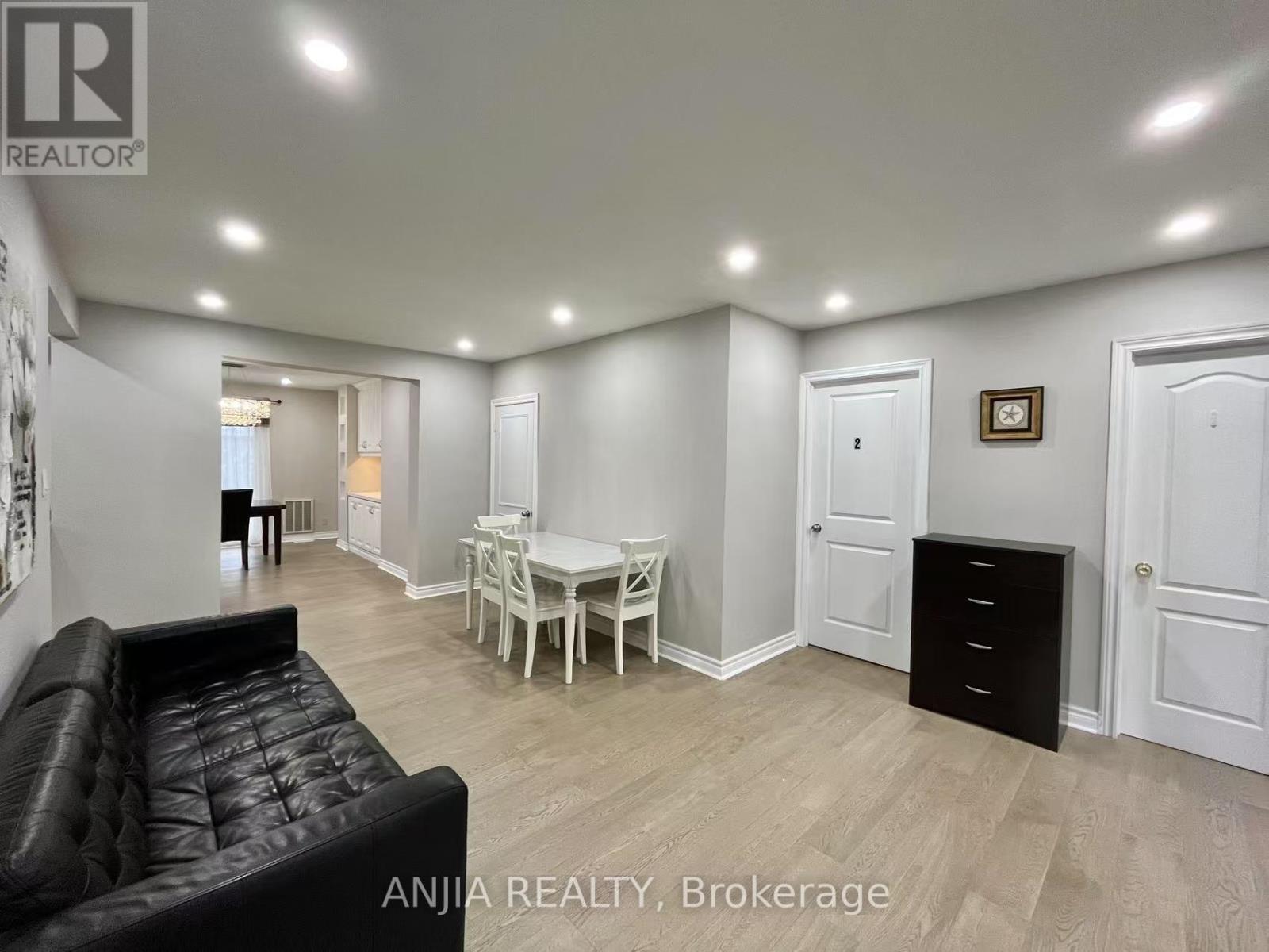 298 Empress Avenue, Toronto, Ontario  M2N 3V4 - Photo 14 - C12431466