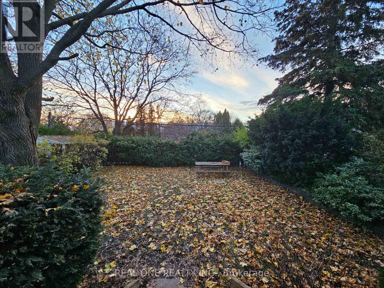 6 Fairhill Crescent, Toronto, Ontario  M3A 1N6 - Photo 18 - C12572870