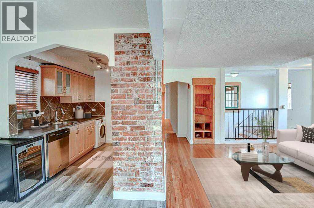 1218 7 Street Sw, Calgary, Alberta  T2E 1A4 - Photo 3 - A2263013