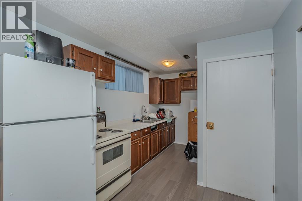 4524 73 Street Nw, Calgary, Alberta  T3B 2M4 - Photo 15 - A2267336