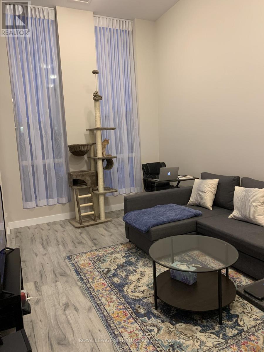 313 - 100 Garment Street S, Kitchener, Ontario  N2G 4Y9 - Photo 2 - X12521938