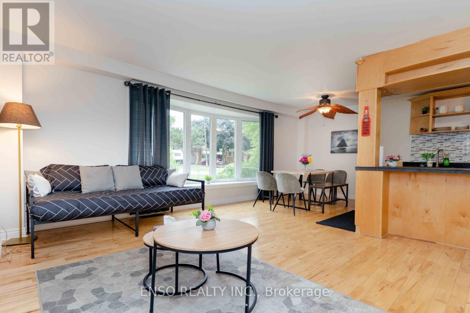 UNIT B - 24 GENTRY CRESCENT, Richmond Hill, Ontario