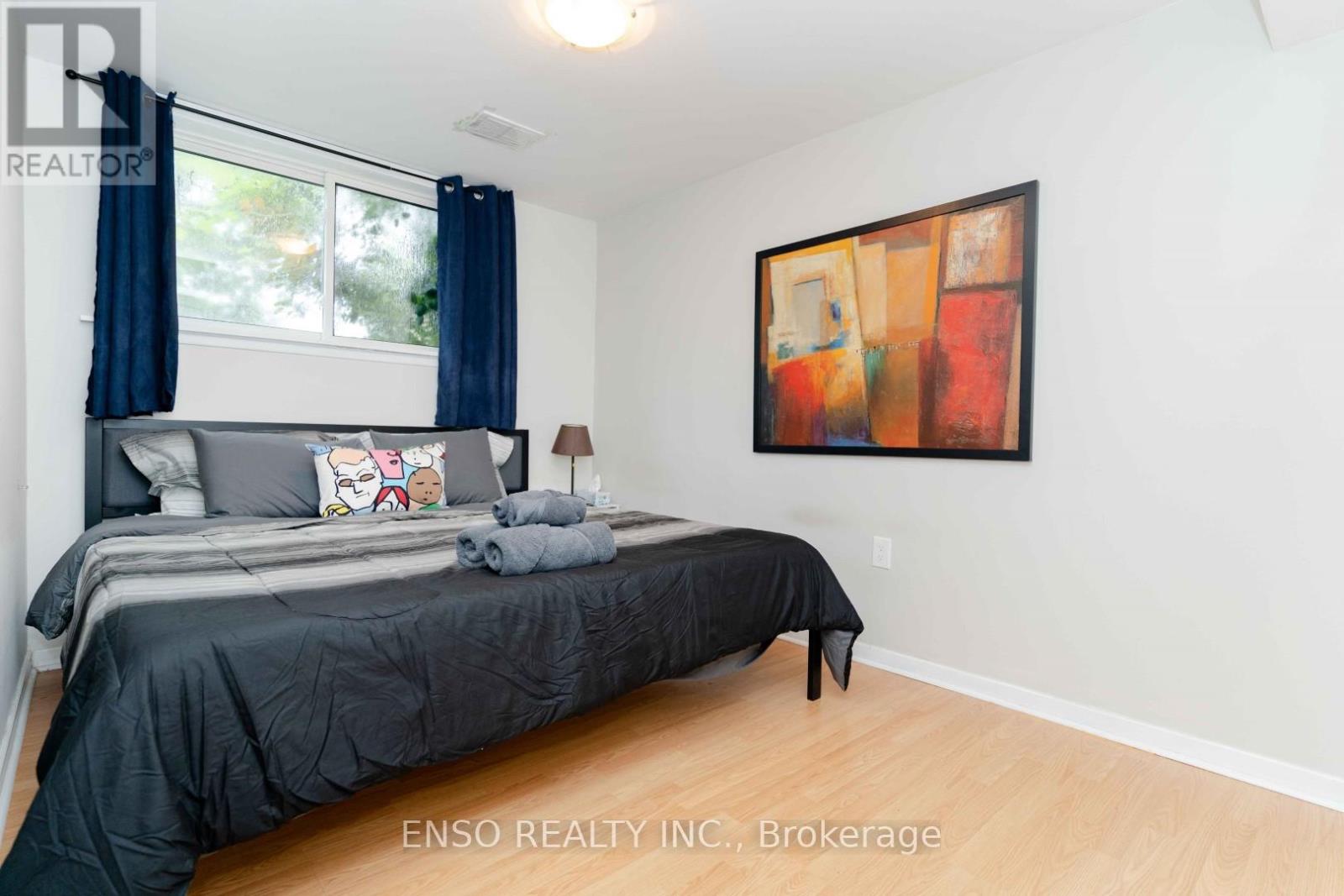 Unit B - 24 Gentry Crescent, Richmond Hill, Ontario  L4C 2G9 - Photo 19 - N12572986