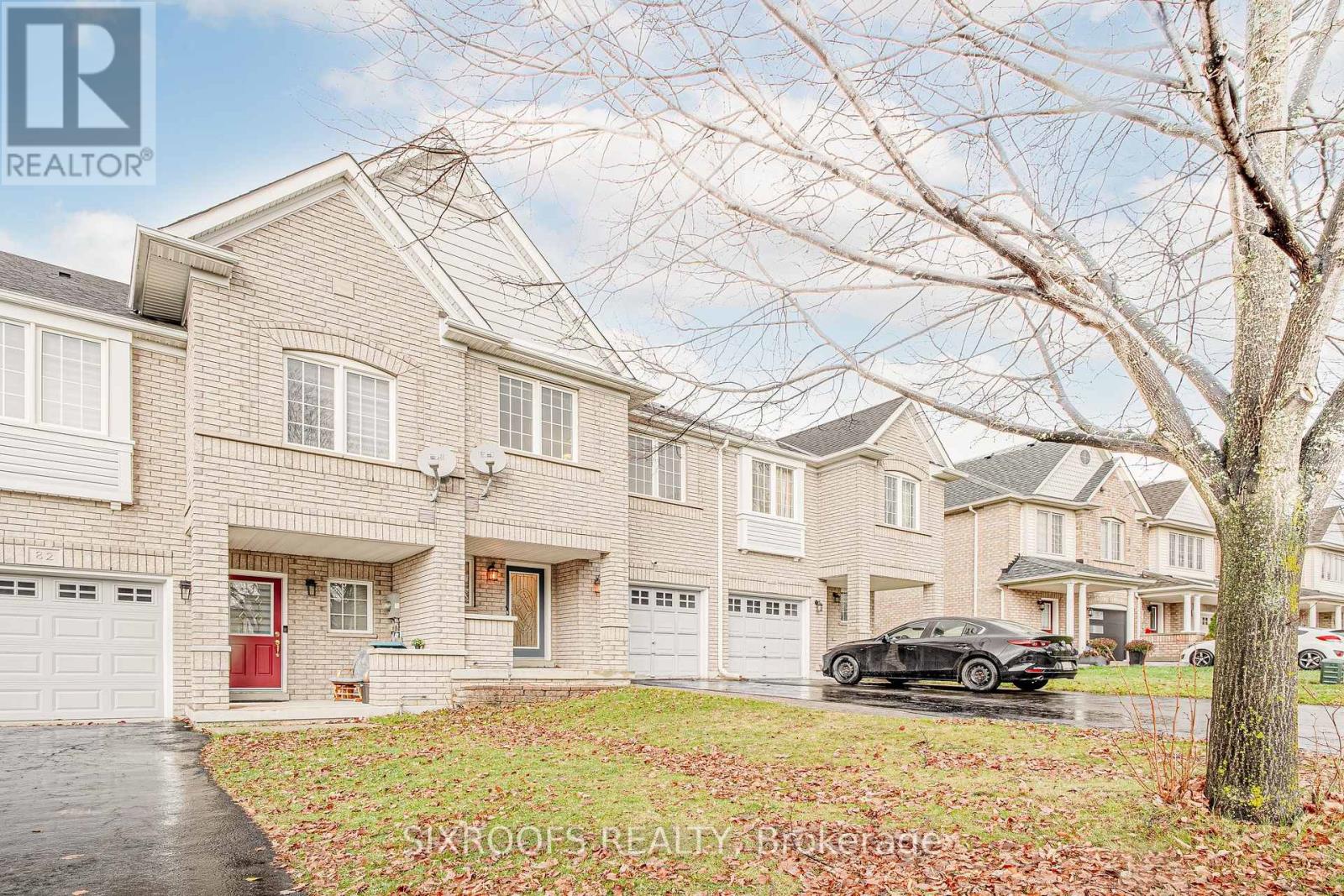 84 HARTFORD CRESCENT, Newmarket, Ontario