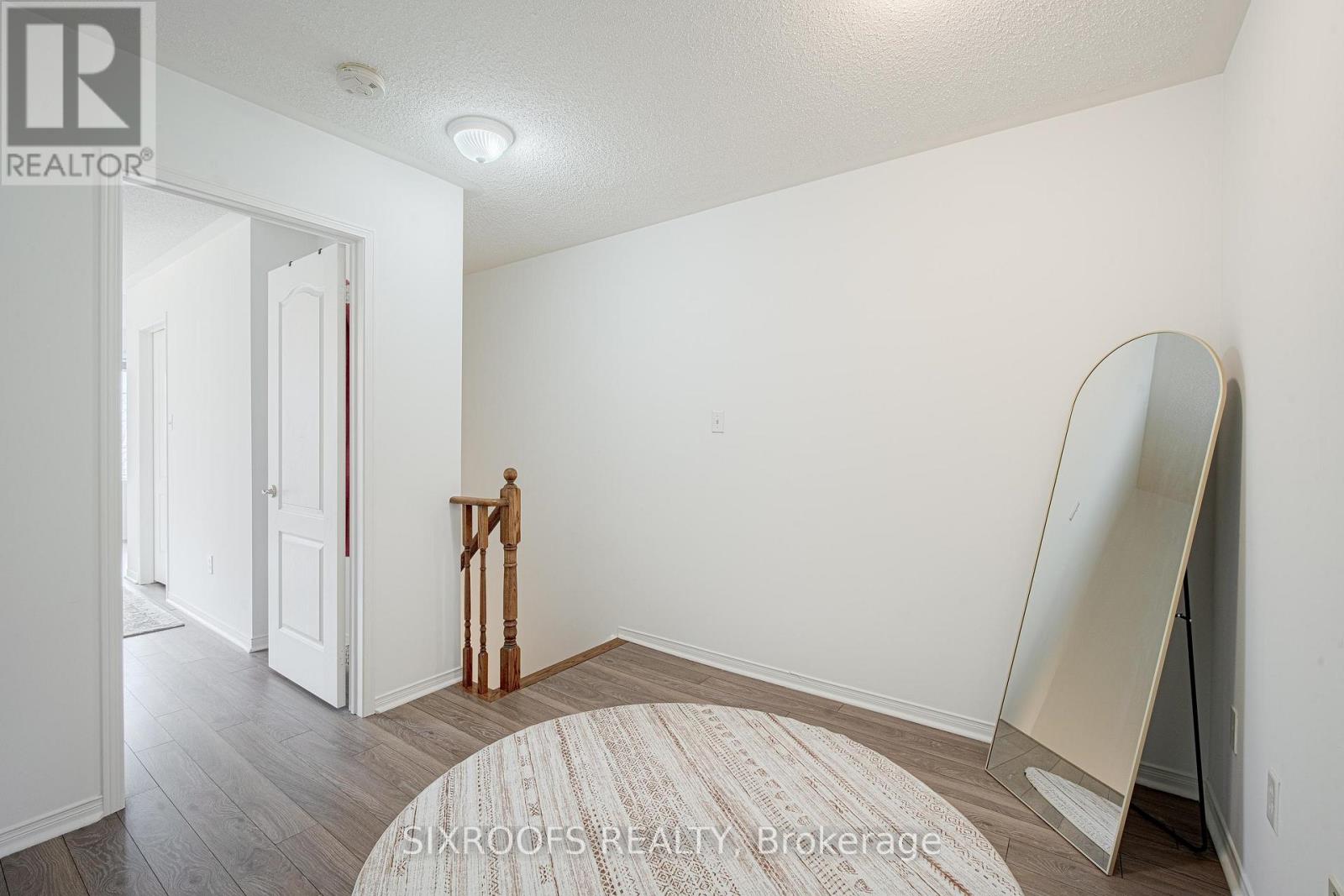 84 Hartford Crescent, Newmarket, Ontario  L3X 2Z5 - Photo 17 - N12572992