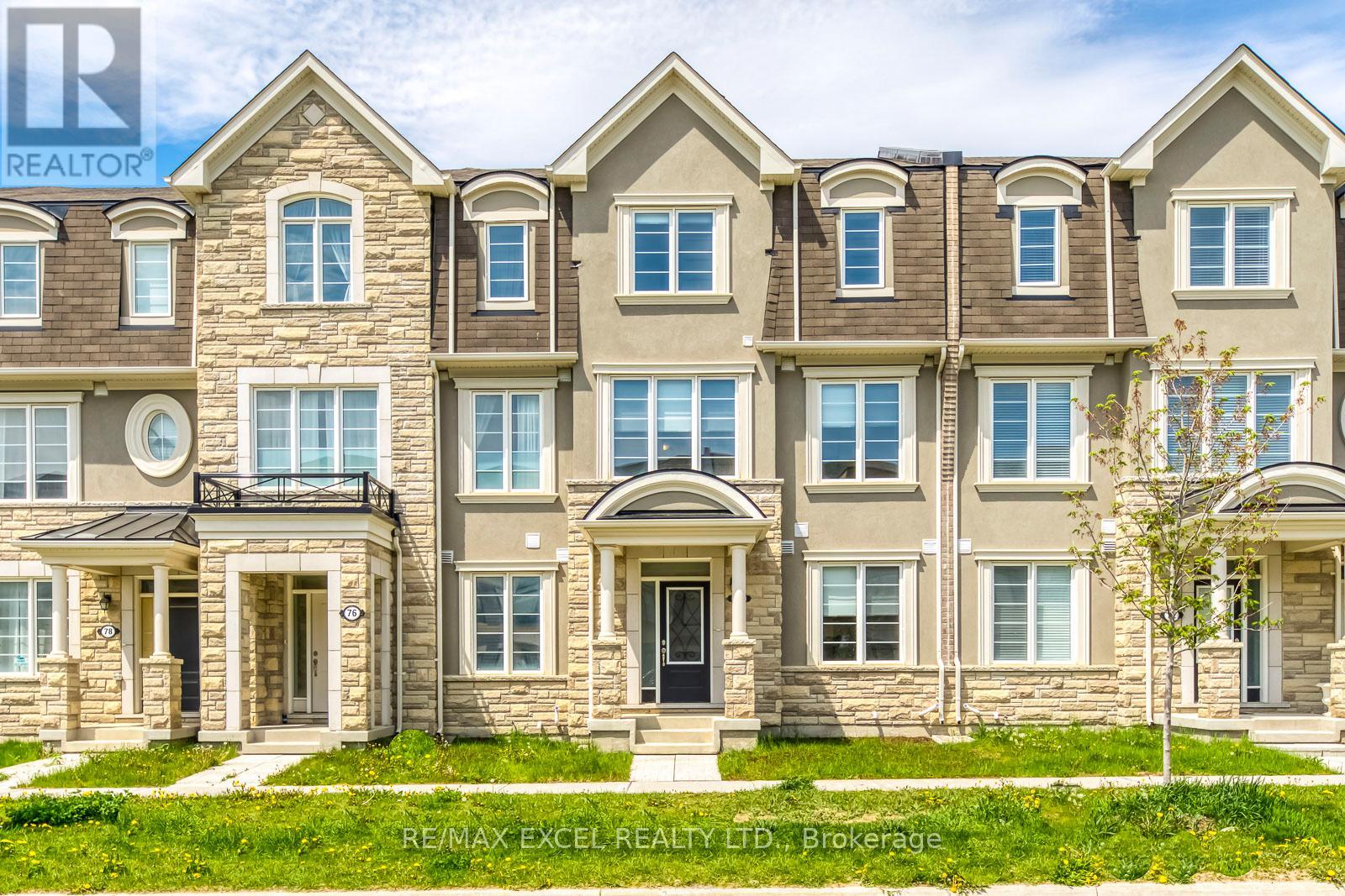 74 WILLIAM F BELL PARKWAY, Richmond Hill, Ontario