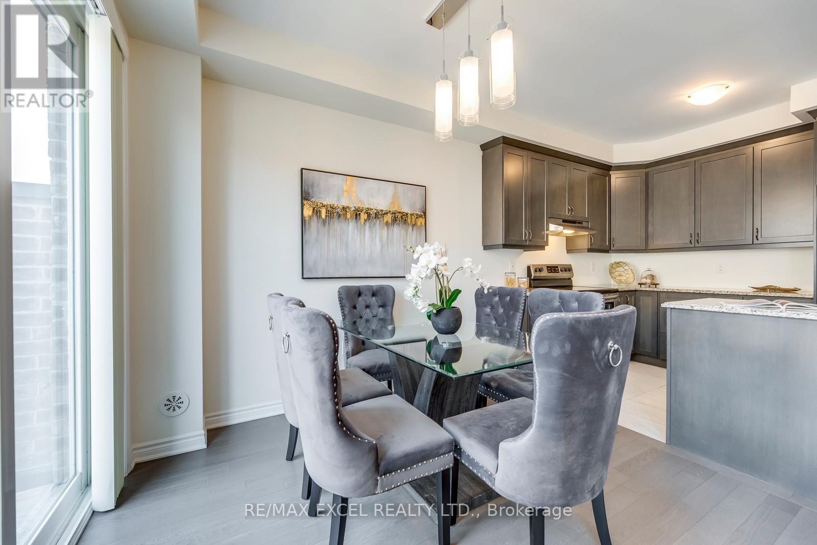 74 William F Bell Parkway, Richmond Hill, Ontario  L4S 0K1 - Photo 12 - N12573014