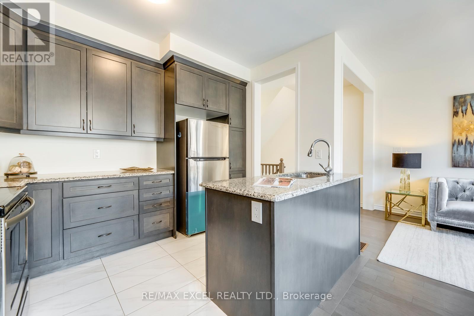 74 William F Bell Parkway, Richmond Hill, Ontario  L4S 0K1 - Photo 14 - N12573014