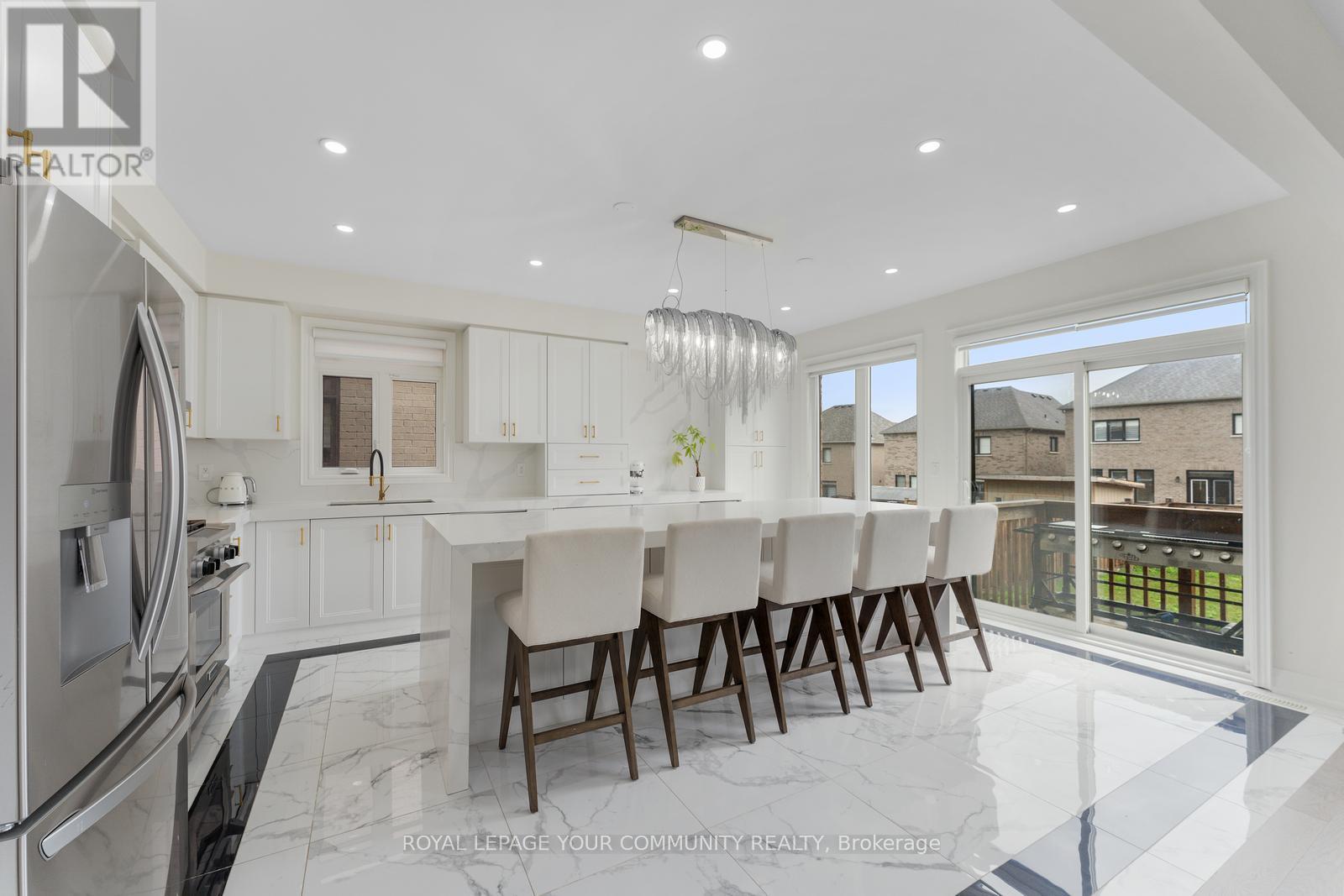 1 Byblos Court, East Gwillimbury, Ontario  L9N 0T3 - Photo 18 - N12573078