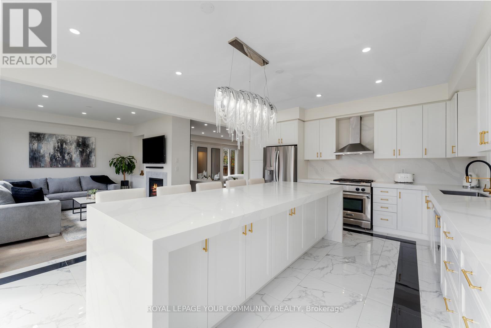 1 Byblos Court, East Gwillimbury, Ontario  L9N 0T3 - Photo 20 - N12573078