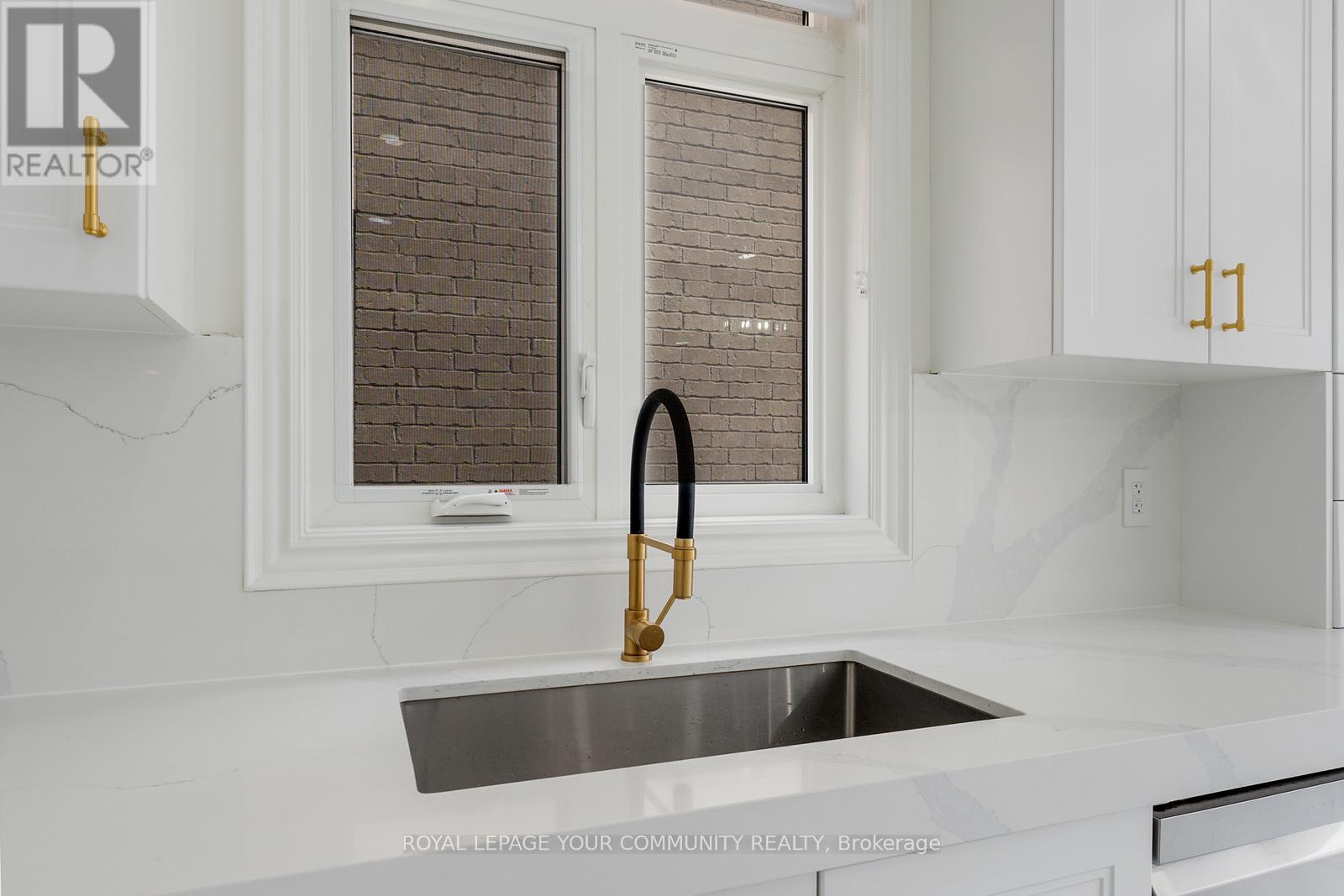 1 Byblos Court, East Gwillimbury, Ontario  L9N 0T3 - Photo 22 - N12573078