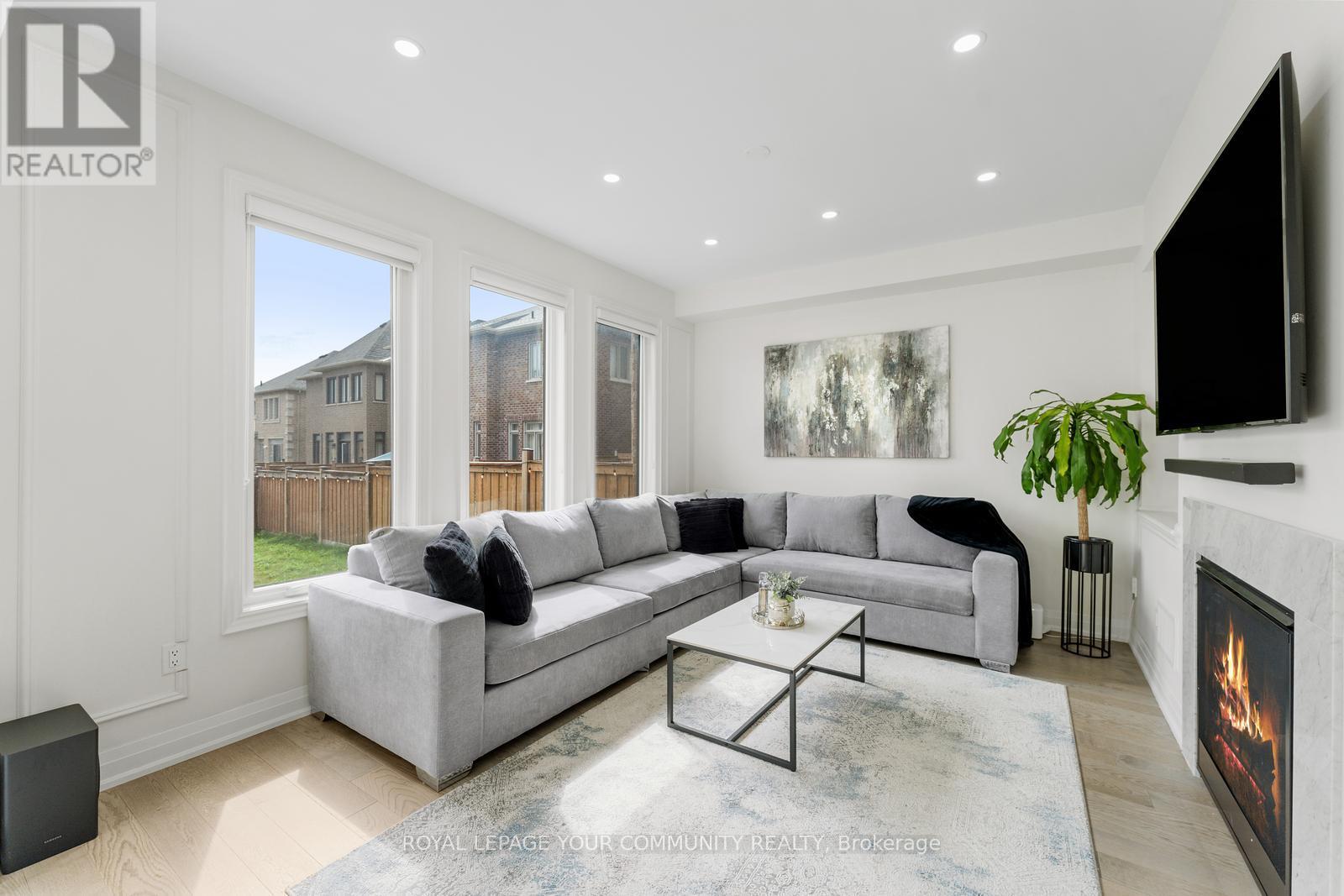 1 Byblos Court, East Gwillimbury, Ontario  L9N 0T3 - Photo 26 - N12573078