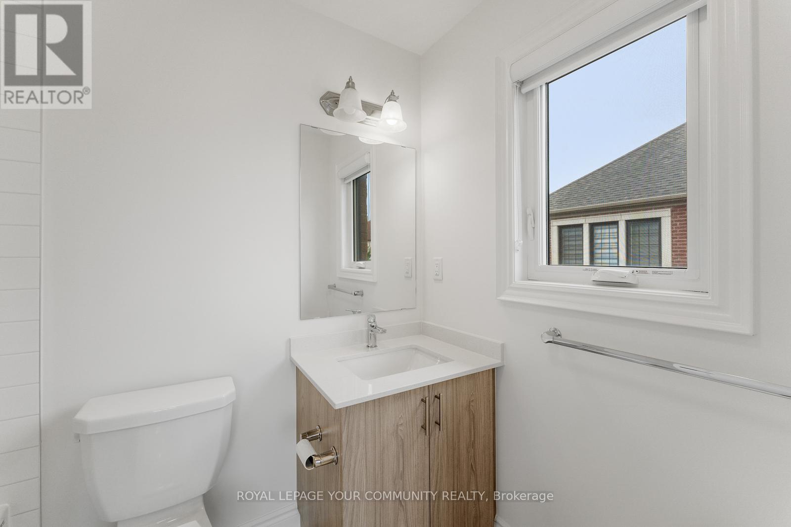 1 Byblos Court, East Gwillimbury, Ontario  L9N 0T3 - Photo 46 - N12573078