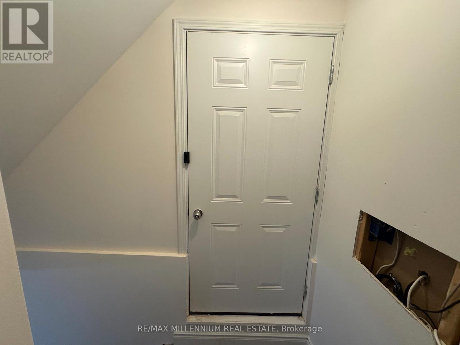 LOWER - 161 ROMANELI CRESCENT, Bradford West Gwillimbury, Ontario