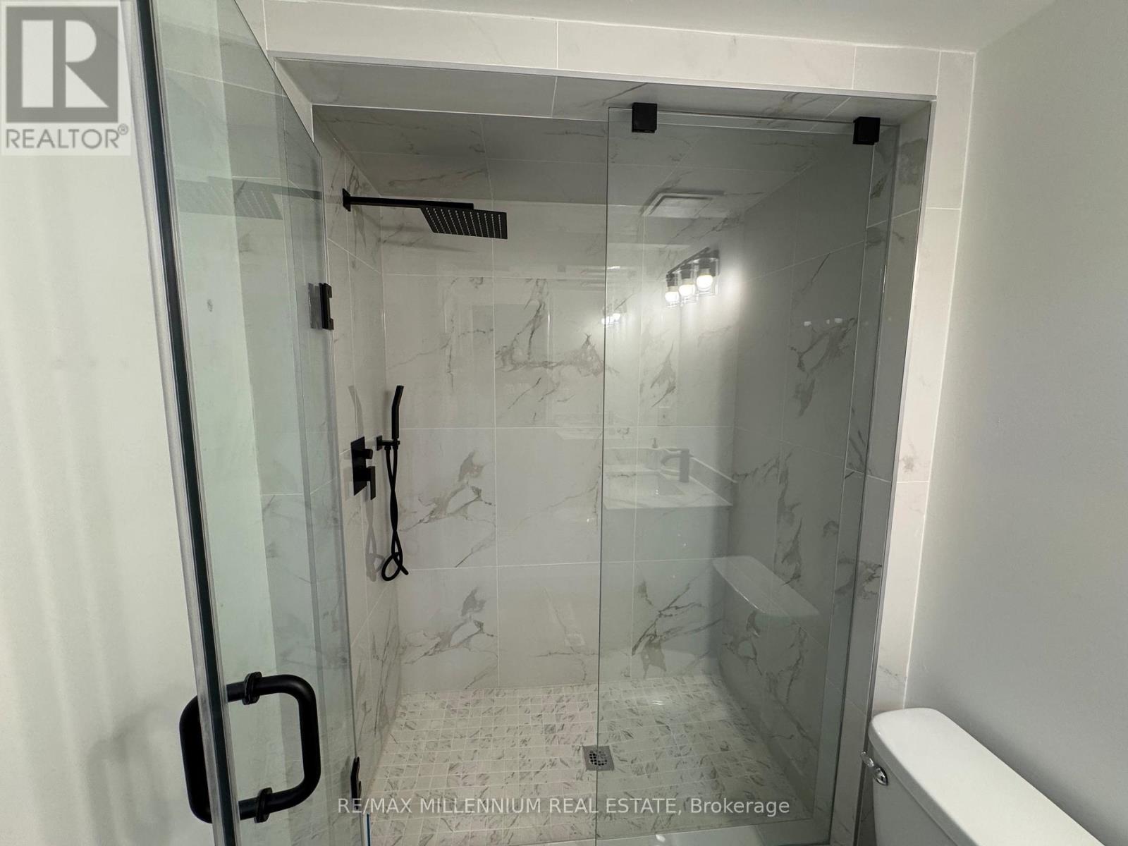 Lower - 161 Romaneli Crescent, Bradford West Gwillimbury, Ontario  L3Z 0X6 - Photo 11 - N12573098