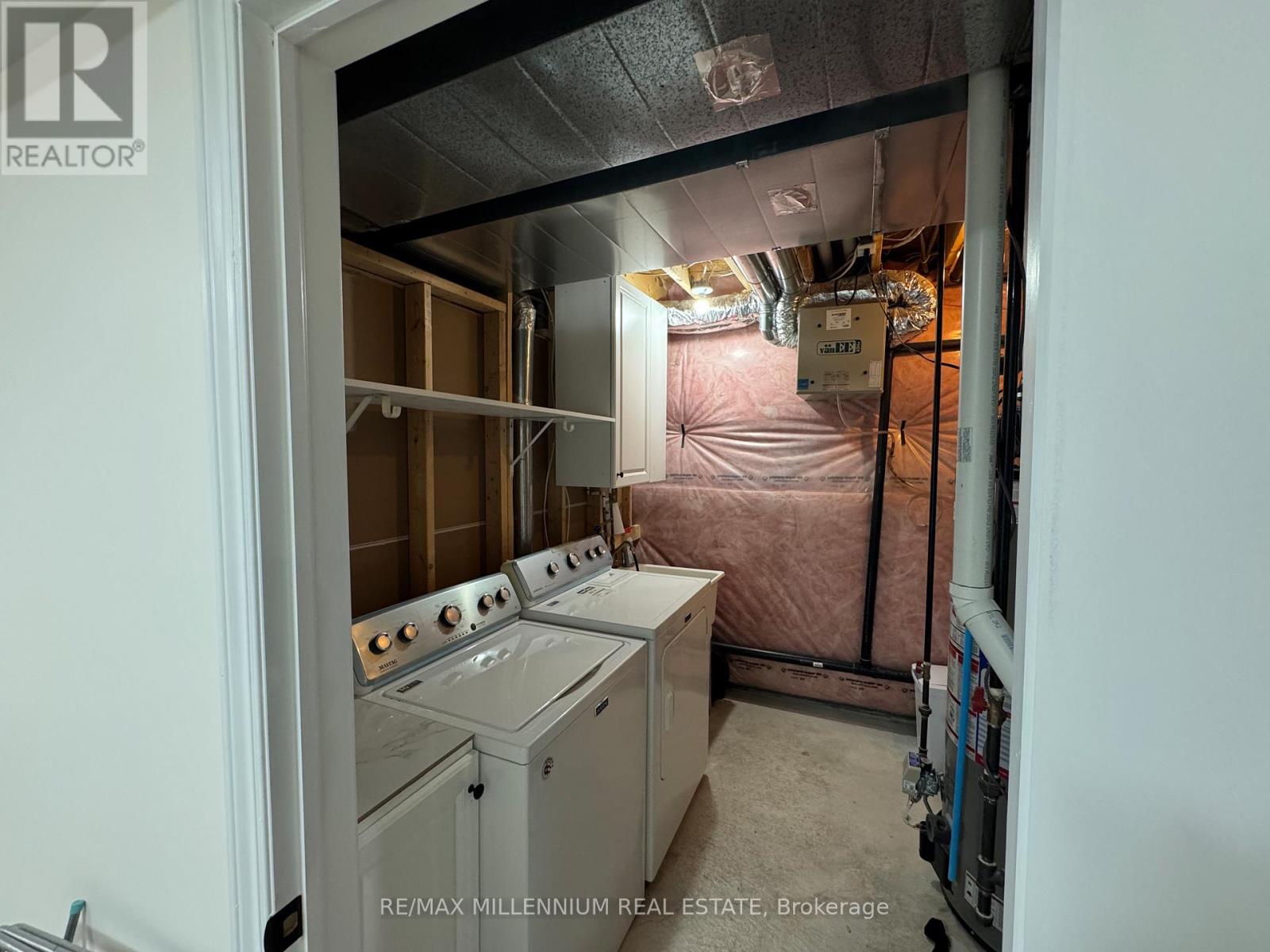 Lower - 161 Romaneli Crescent, Bradford West Gwillimbury, Ontario  L3Z 0X6 - Photo 13 - N12573098