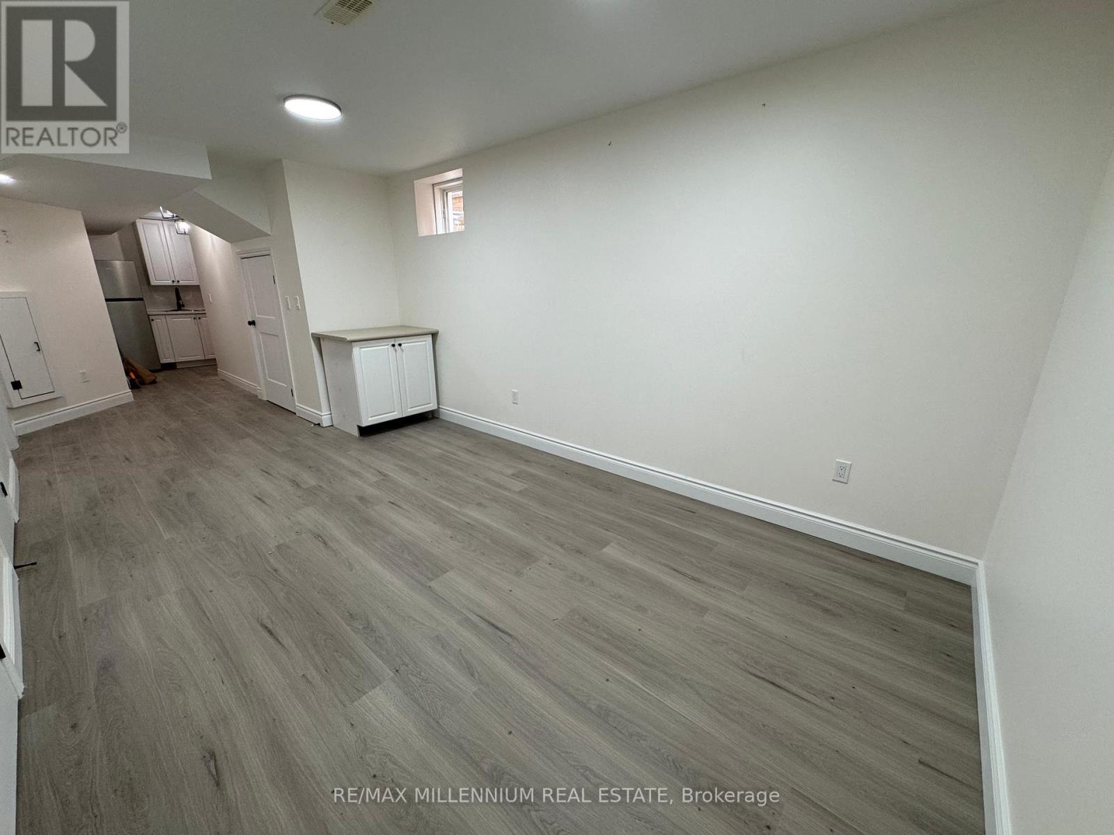 Lower - 161 Romaneli Crescent, Bradford West Gwillimbury, Ontario  L3Z 0X6 - Photo 3 - N12573098