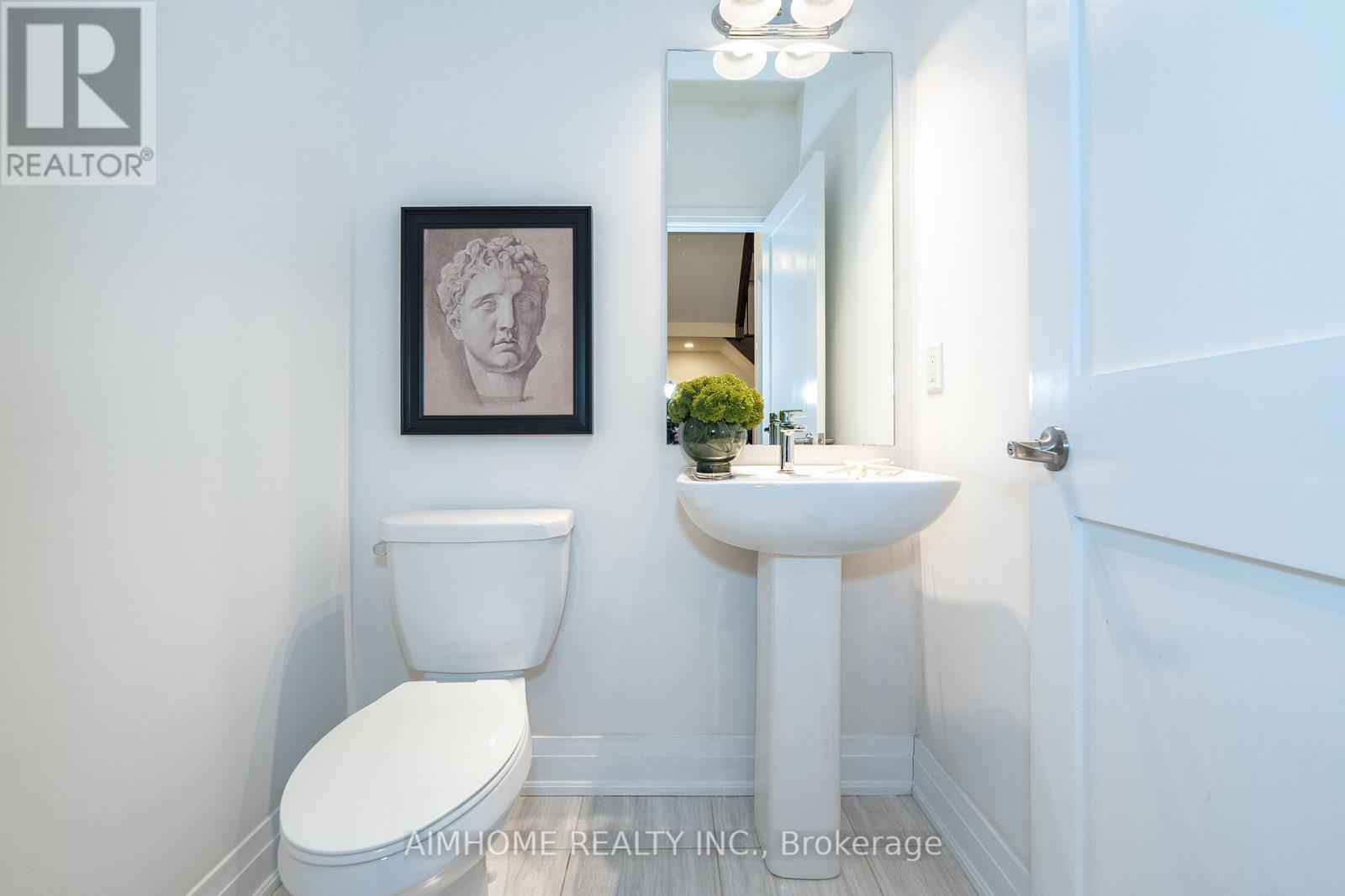 80 Causland Lane, Richmond Hill, Ontario  L4S 0G5 - Photo 7 - N12573112