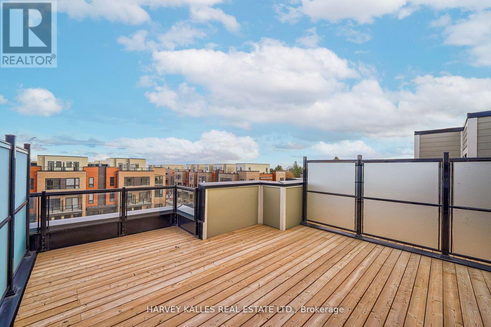 21 - 17 Lytham Green Circle, Newmarket, Ontario  L3Y 0H4 - Photo 34 - N12573114