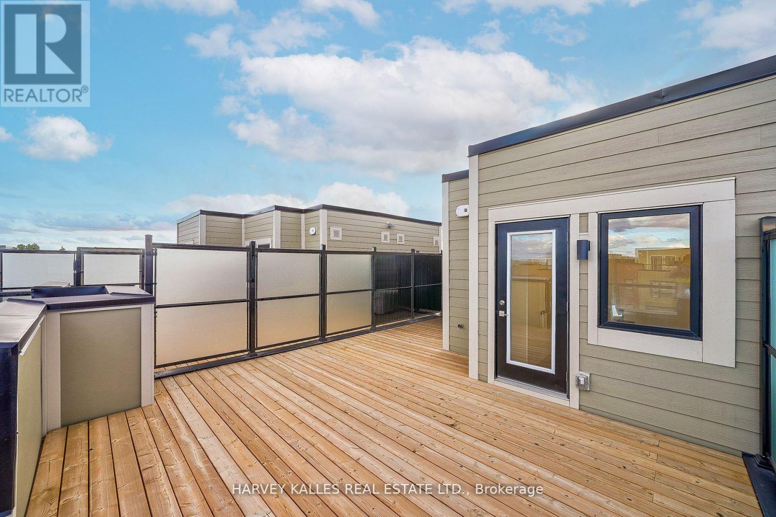 21 - 17 Lytham Green Circle, Newmarket, Ontario  L3Y 0H4 - Photo 35 - N12573114