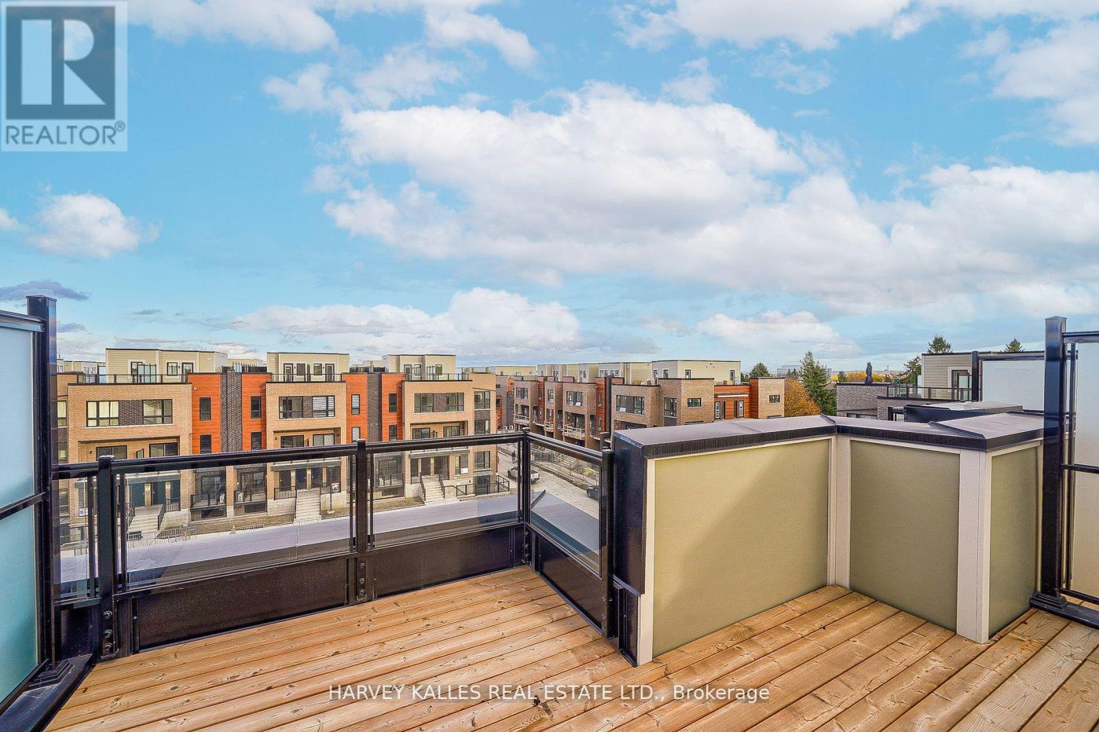 21 - 17 Lytham Green Circle, Newmarket, Ontario  L3Y 0H4 - Photo 37 - N12573114