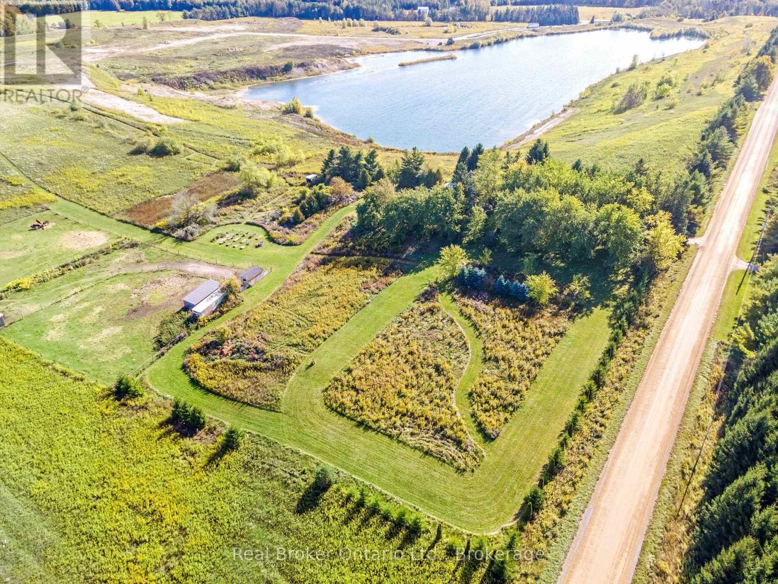 6005 Eighth Line, Erin, Ontario  N0B 1Z0 - Photo 16 - X12425784