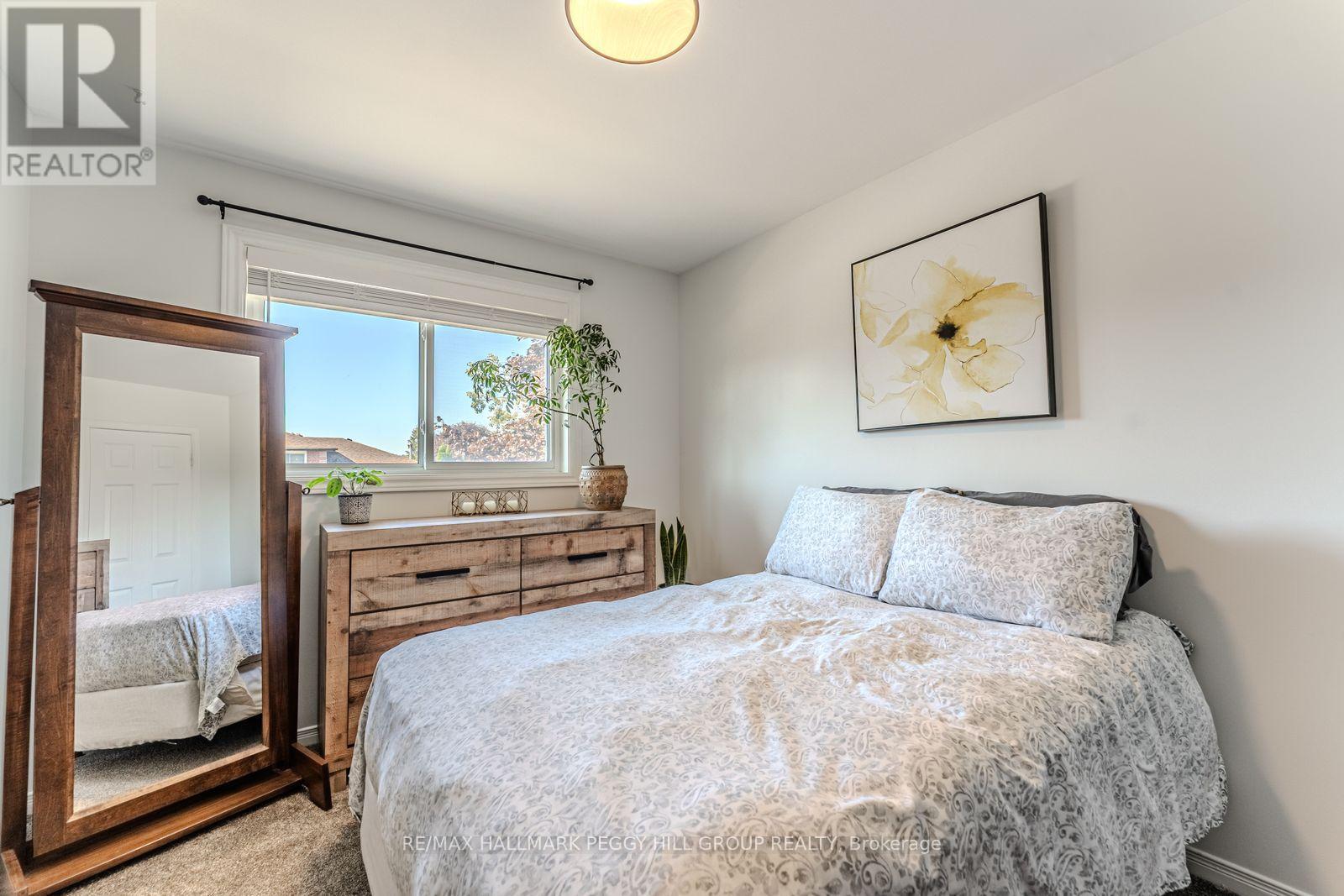 2 Carmichael Court, Orillia, Ontario  L3V 7R6 - Photo 10 - S12572978