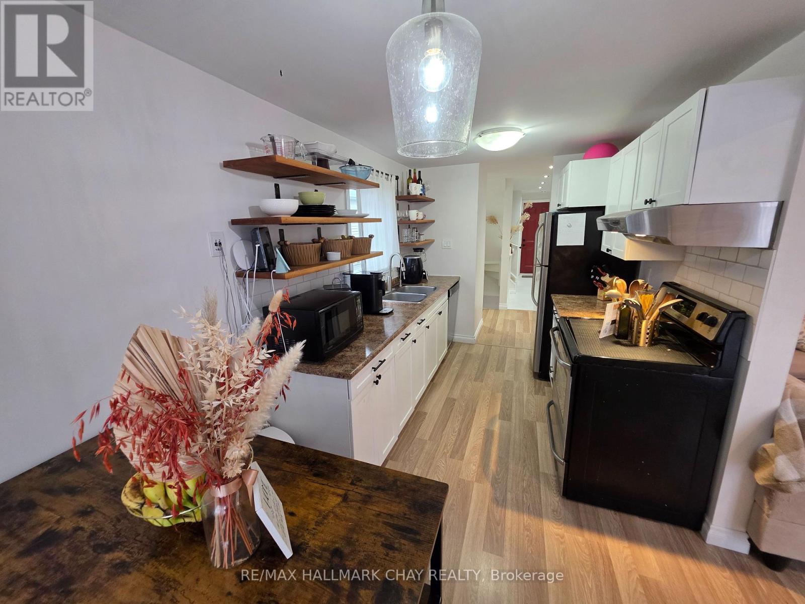 54 Shakespeare Crescent, Barrie (Letitia Heights), Ontario  L4N 6C1 - Photo 10 - S12573130