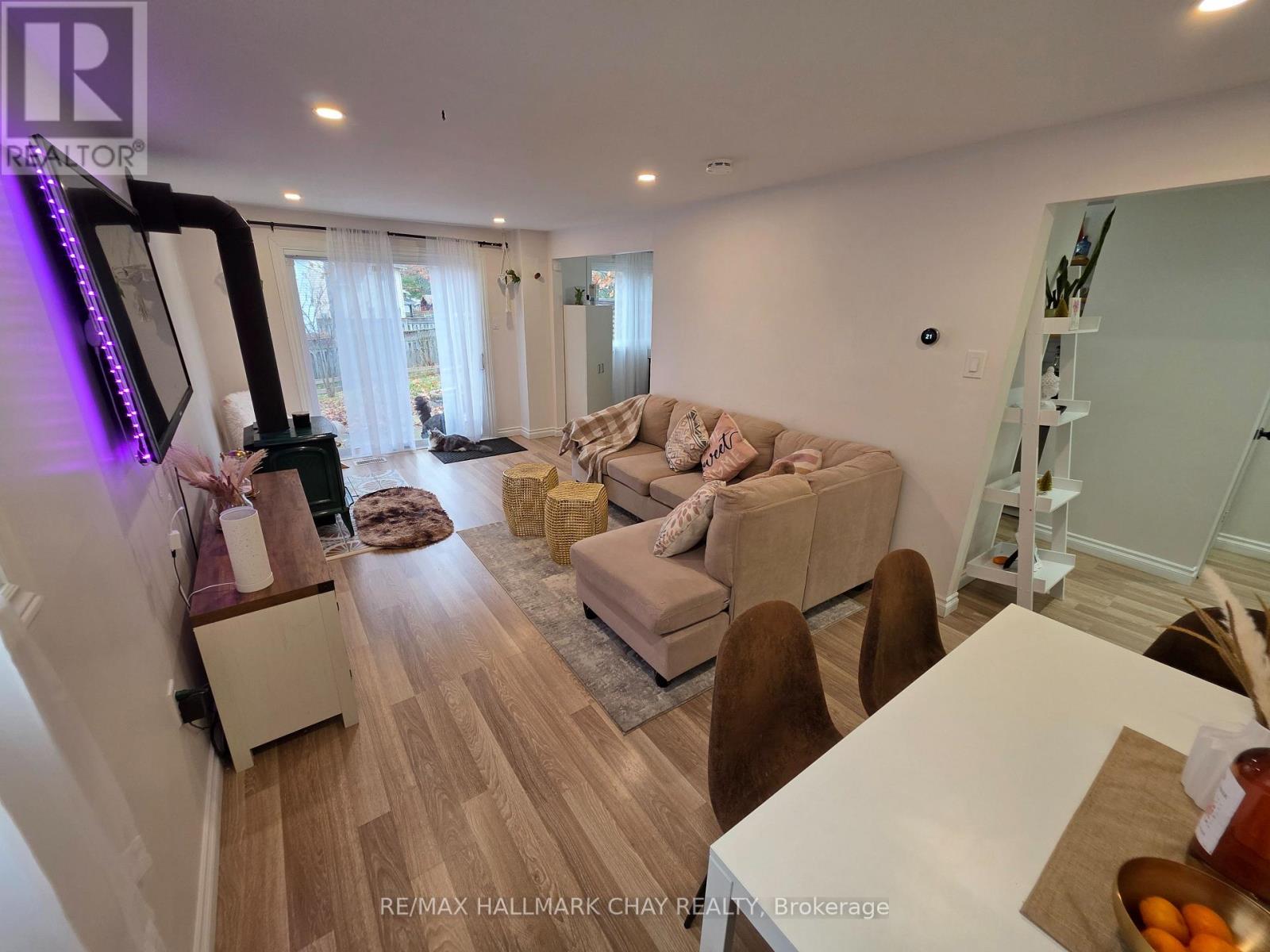 54 Shakespeare Crescent, Barrie (Letitia Heights), Ontario  L4N 6C1 - Photo 7 - S12573130