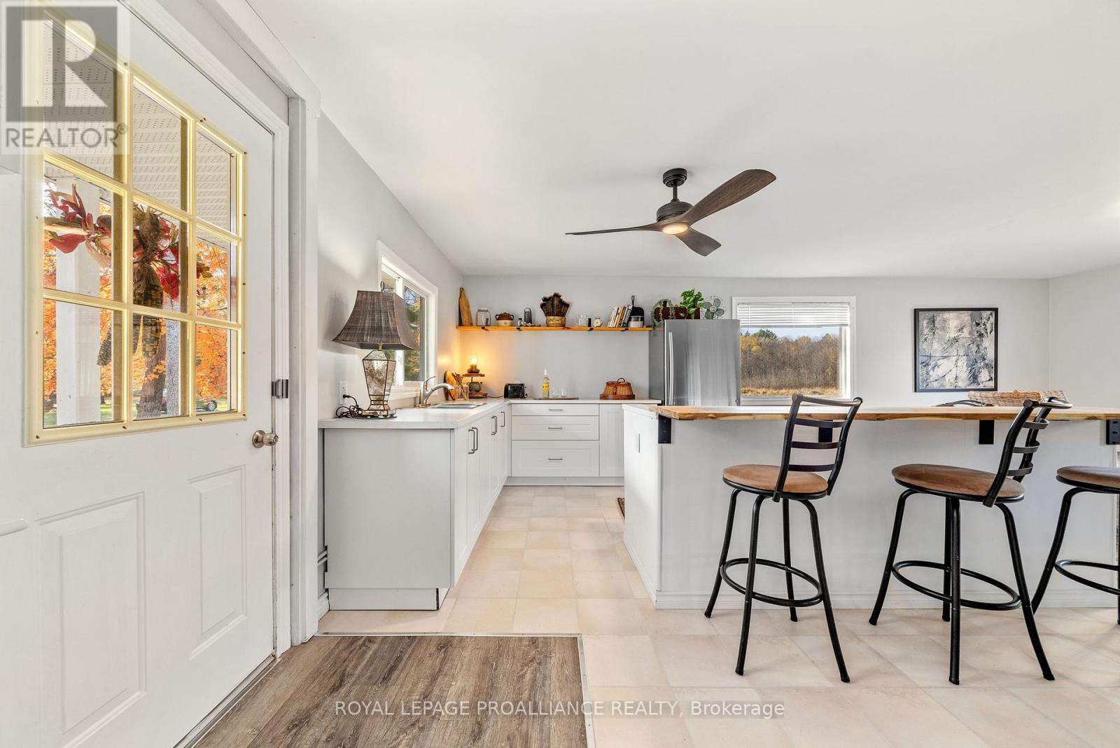 1019 Turner Way, Frontenac, Ontario  K0H 1B0 - Photo 5 - X12424070