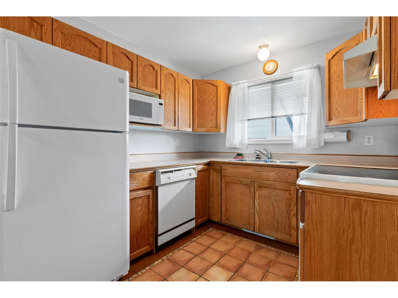 10 5770 Vedder Road, Vedder Crossing, Chilliwack, British Columbia  V2R 3V6 - Photo 11 - R3069686