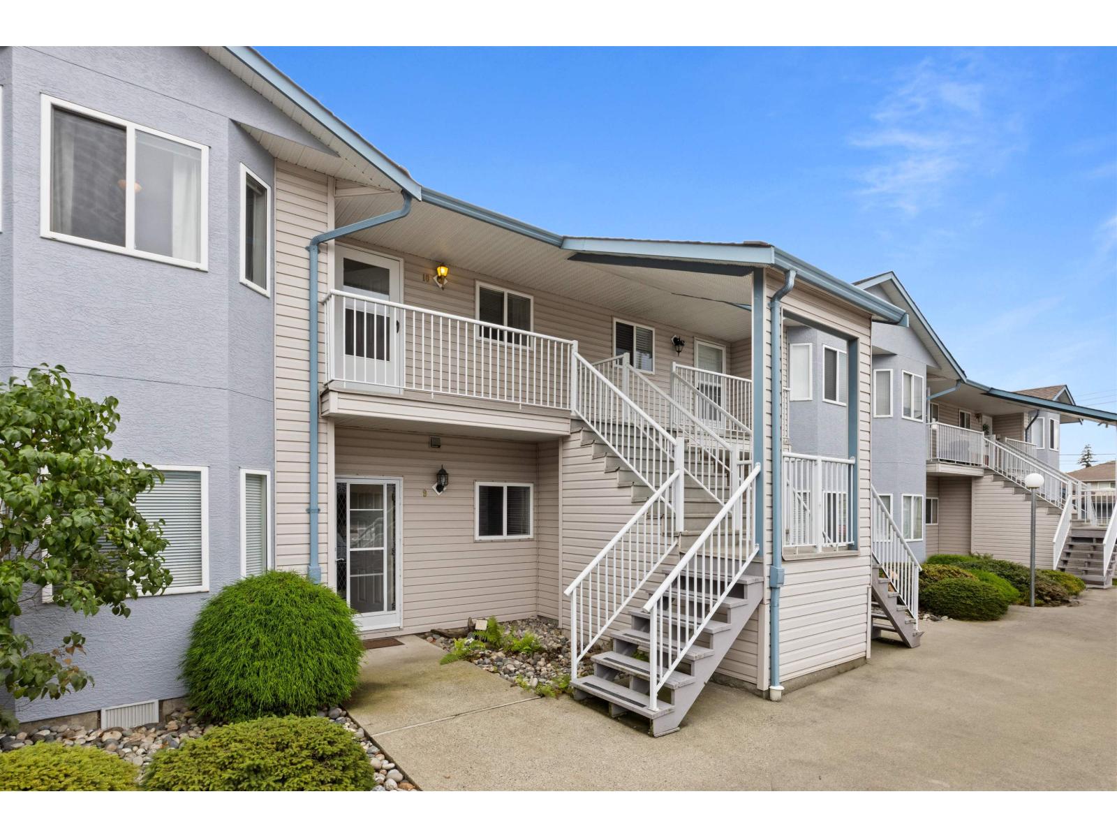 10 5770 Vedder Road, Vedder Crossing, Chilliwack, British Columbia  V2R 3V6 - Photo 2 - R3069686