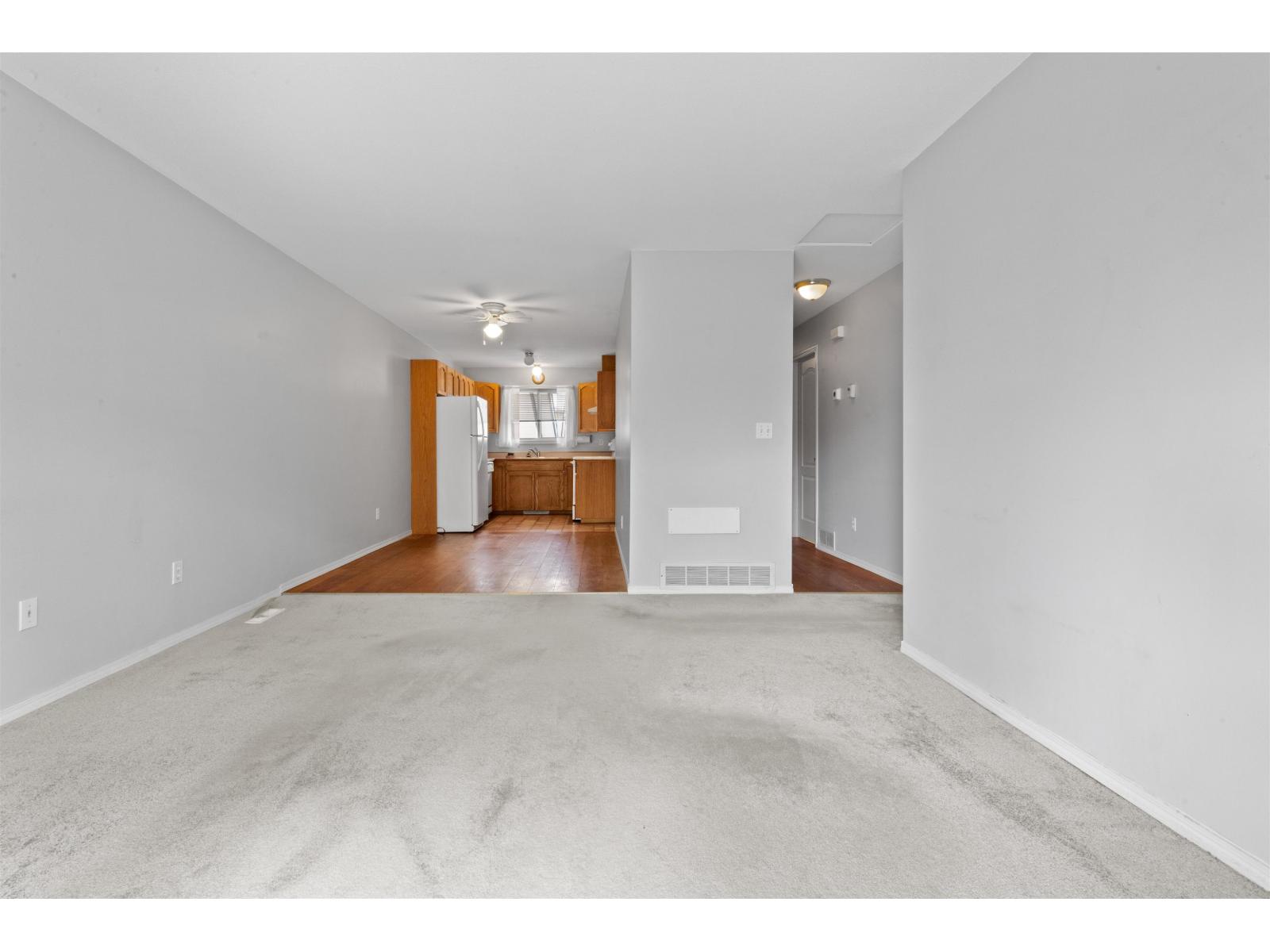 10 5770 Vedder Road, Vedder Crossing, Chilliwack, British Columbia  V2R 3V6 - Photo 6 - R3069686