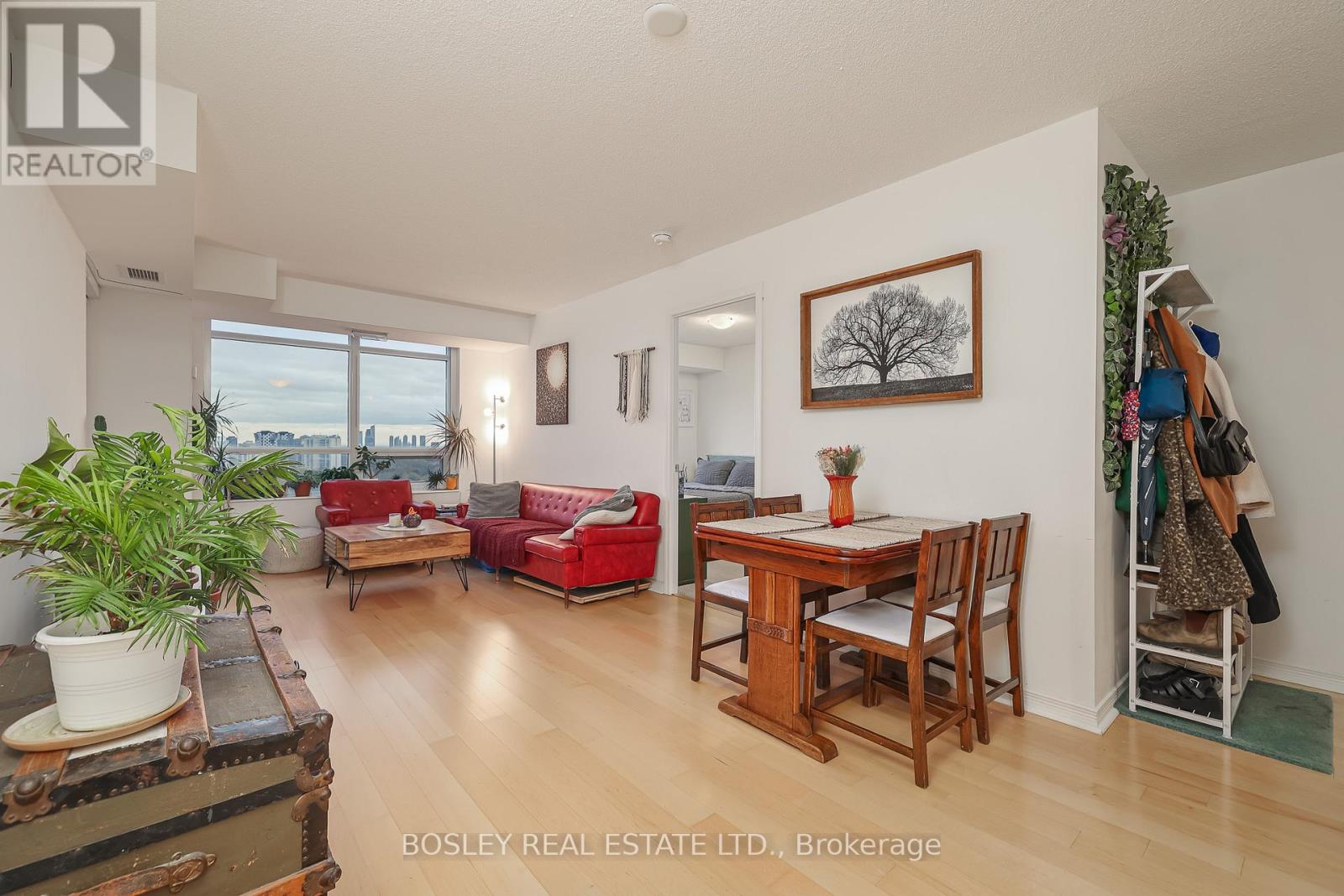 2007 - 60 Heintzman Street, Toronto, Ontario  M6P 5A1 - Photo 11 - W12573048