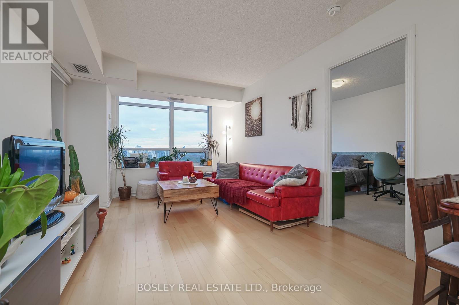 2007 - 60 Heintzman Street, Toronto, Ontario  M6P 5A1 - Photo 12 - W12573048