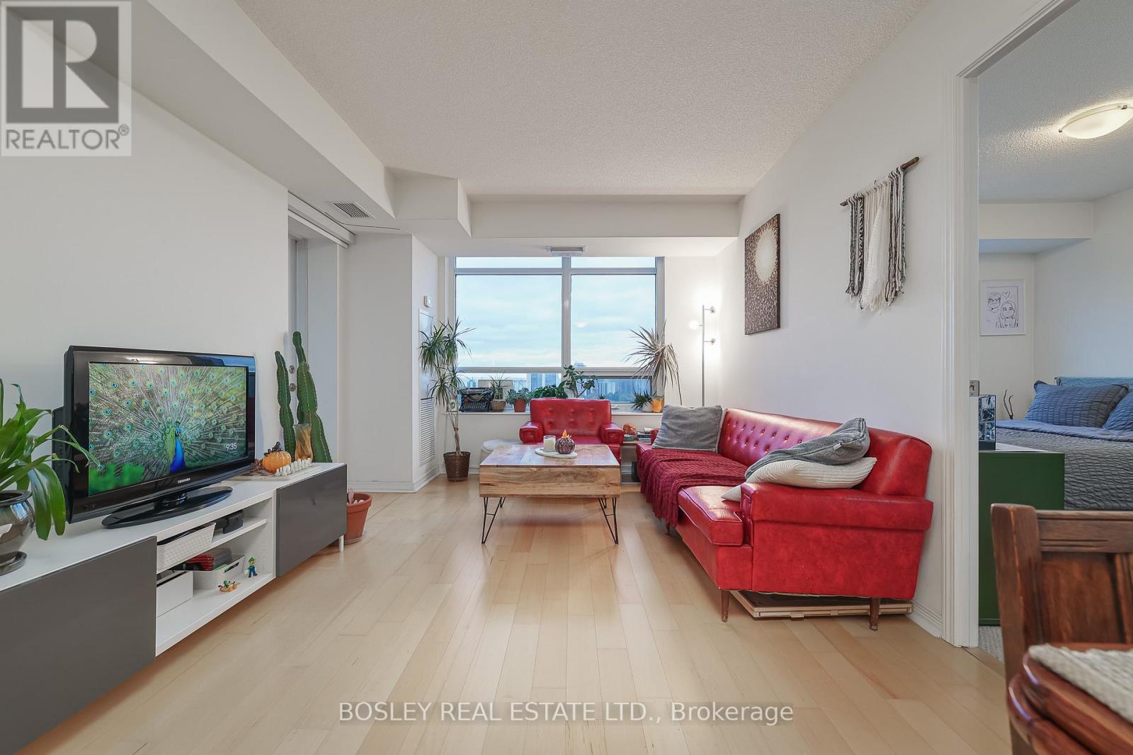 2007 - 60 Heintzman Street, Toronto, Ontario  M6P 5A1 - Photo 13 - W12573048