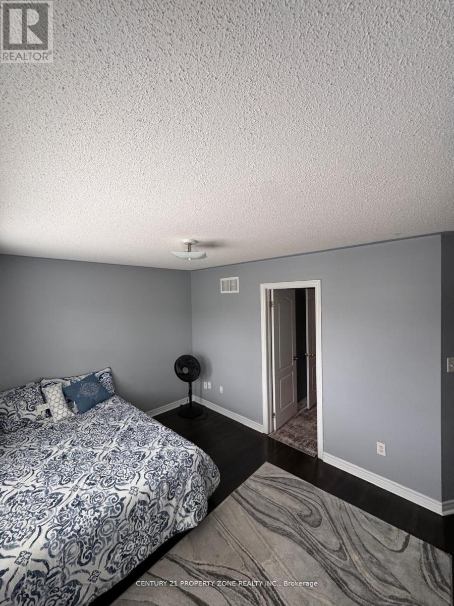 Room B - 33 Gamson Crescent, Brampton, Ontario  L6R 0V7 - Photo 17 - W12573090