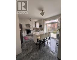 ROOM B - 33 GAMSON CRESCENT, Brampton, Ontario