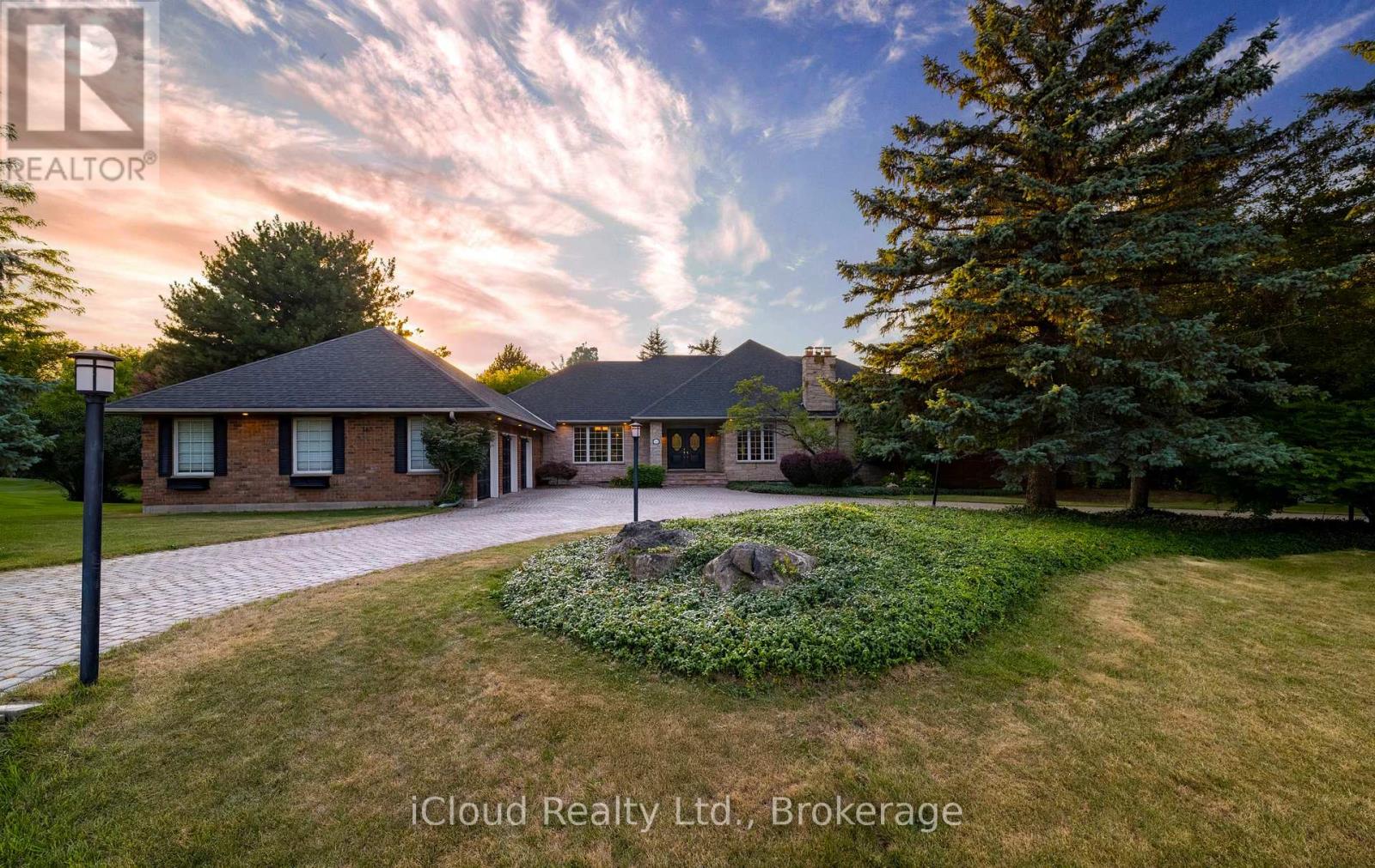 163 Wheelihan Way, Milton, Ontario  L0P 0A1 - Photo 38 - W12573104