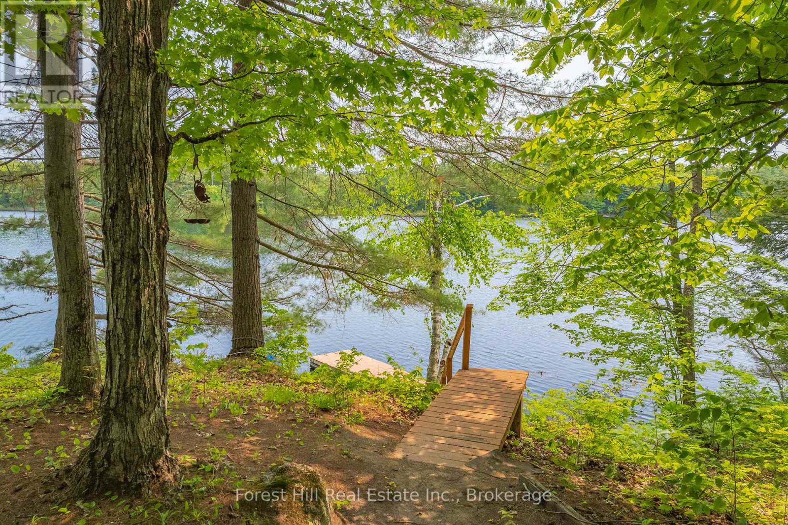 1067 West Black Lake Road, Muskoka Lakes, Ontario  P0C 1M0 - Photo 21 - X12573156