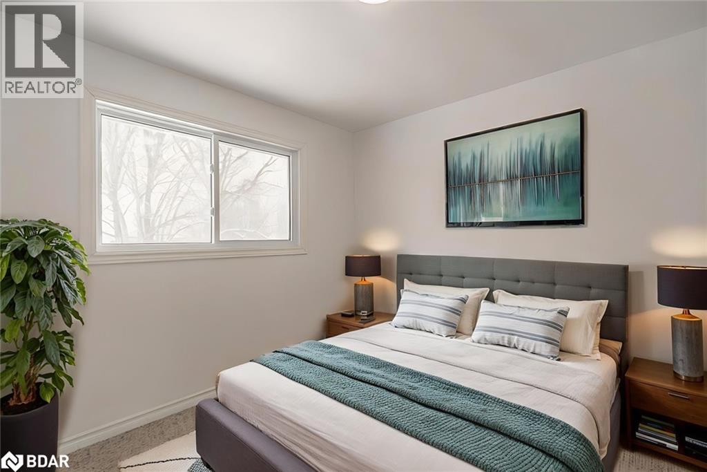 5853 Yonge Street, Innisfil, Ontario L0L 1K0 - Photo 9 - 40780757