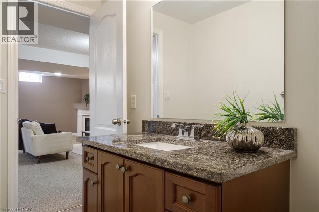 25 Sidare Court, Grimsby, Ontario  L3M 4E8 - Photo 27 - 40786109