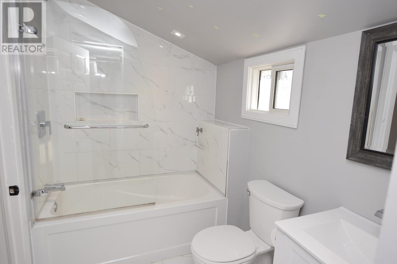 23 Main St, Iron Bridge, Ontario  P0R 1H0 - Photo 13 - SM253343